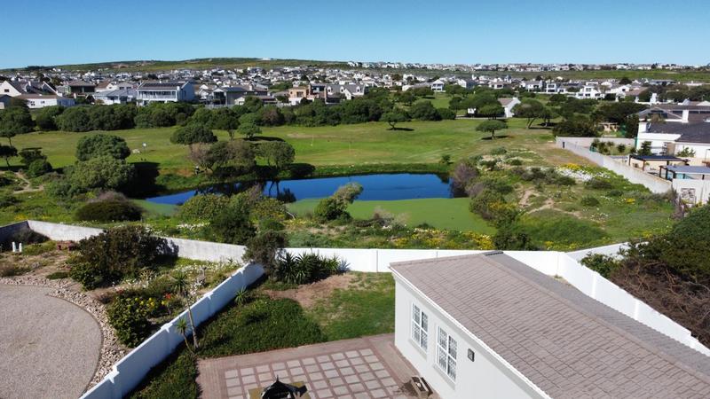 4 Bedroom Property for Sale in Country Club Western Cape